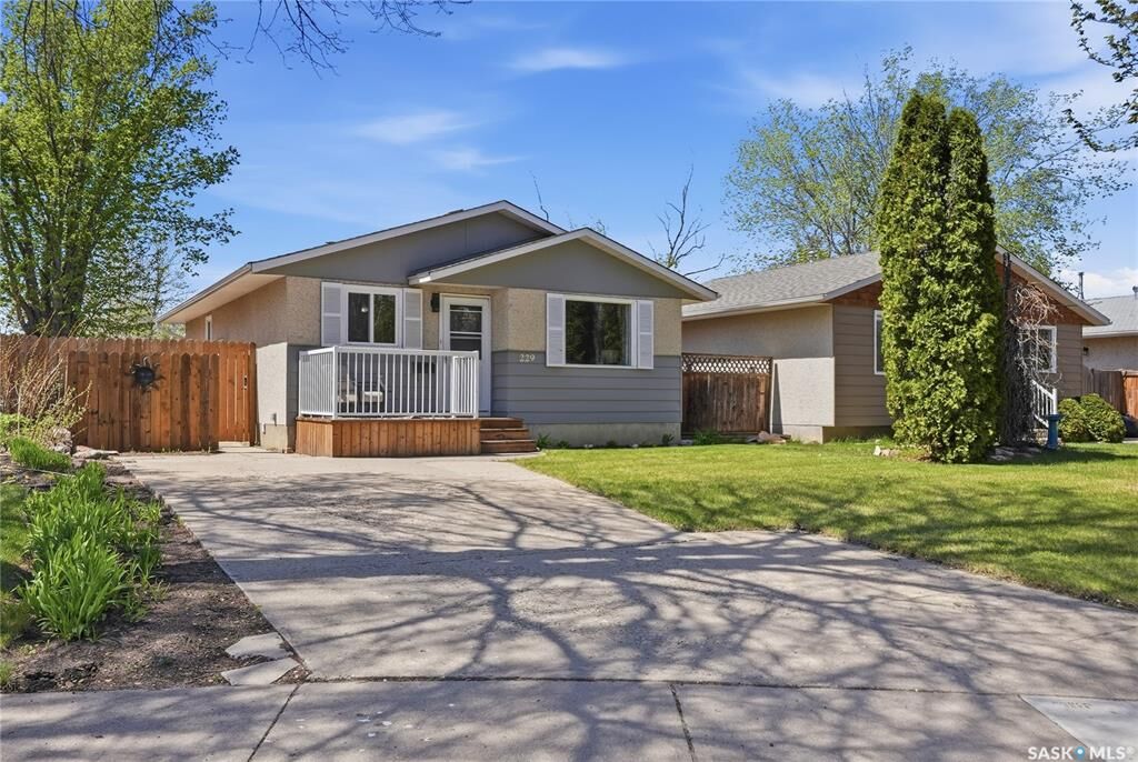 Photo de la propriété: 229 Acadia Place SK S7H 3W3