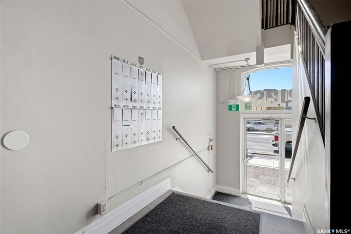 Property Photo: 2128 Dewdney Avenue 101 SK S4R 1H2