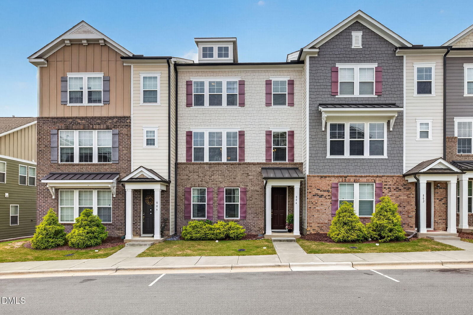 Property Photo: 804 Patriot Summit Lane NC 27523