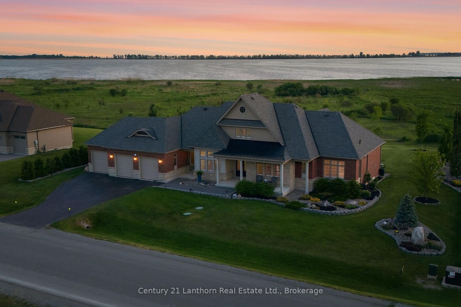 Property Photo:  14 Wellers Way  ON K0K 1L0 