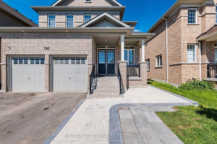 781 Gilmour Crescent — photo 1