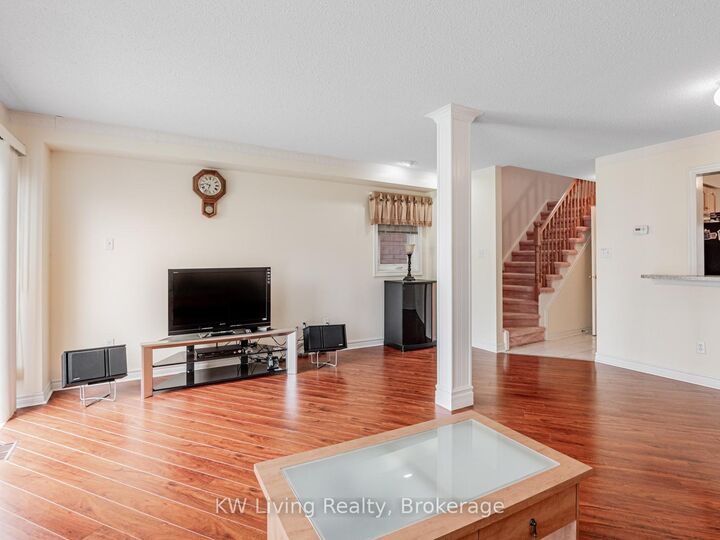 Property Photo:  253 Milliken Meadows Drive  ON L3R 0W2 