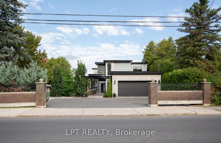 Property Photo: 847 Walkley Road ON K1V 6R6