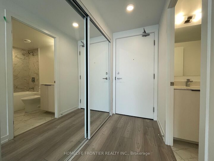 Property Photo: 82 Dalhousie Street 1108 ON M5B 0C5