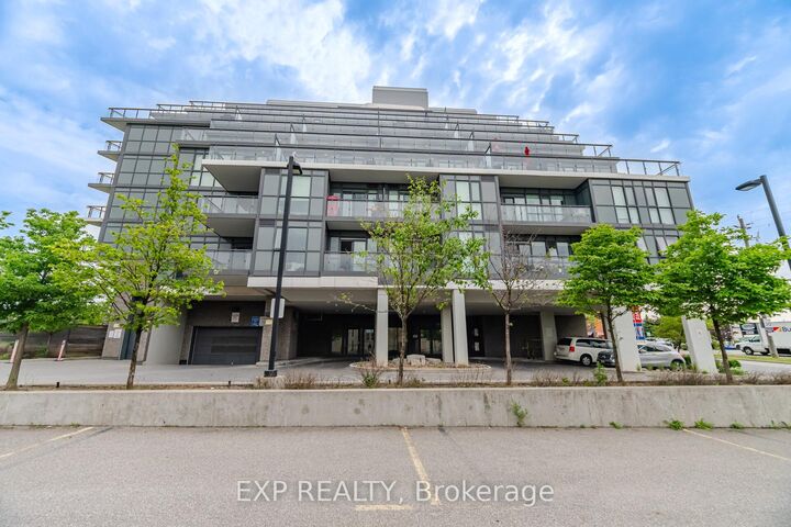 16 McAdam Avenue 306 — photo 1