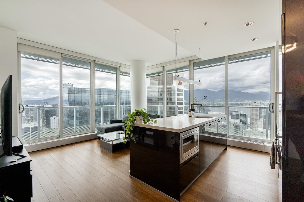 Property Photo: 777 Richards Street 4805 BC V6B 0M6