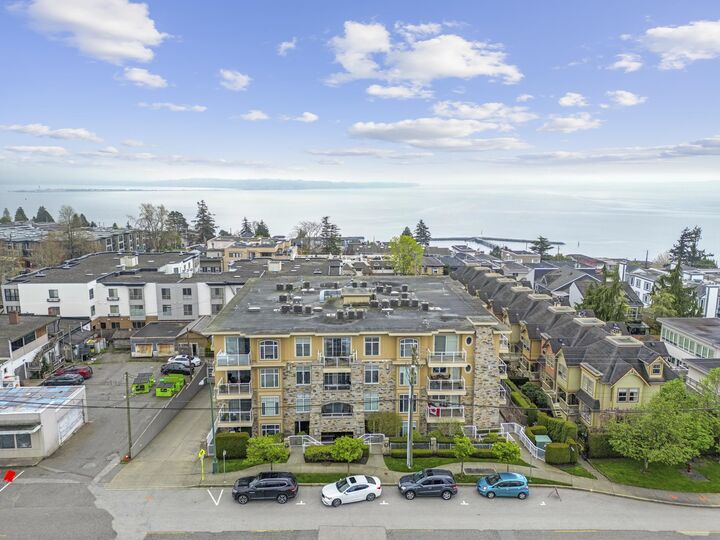 Property Photo:  15164 Prospect Avenue 102  BC V4B 2B9 