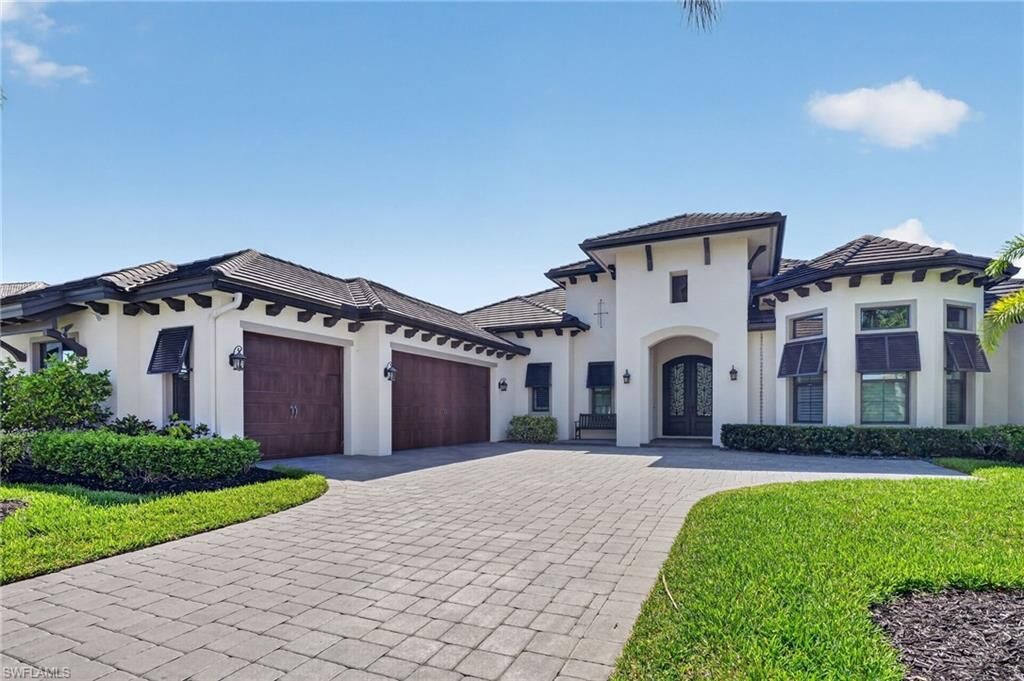 Property Photo:  9595 Via Lago Way  FL 33912 