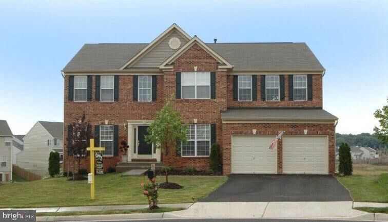 Property Photo: 113 Muffin Court SE SE VA 20175