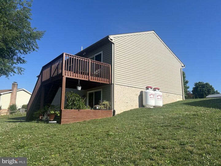Property Photo: 3040 Liverpool Court PA 17201