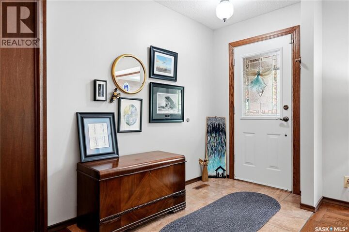 Property Photo:  15 Minot Drive  SK S4X 1B5 