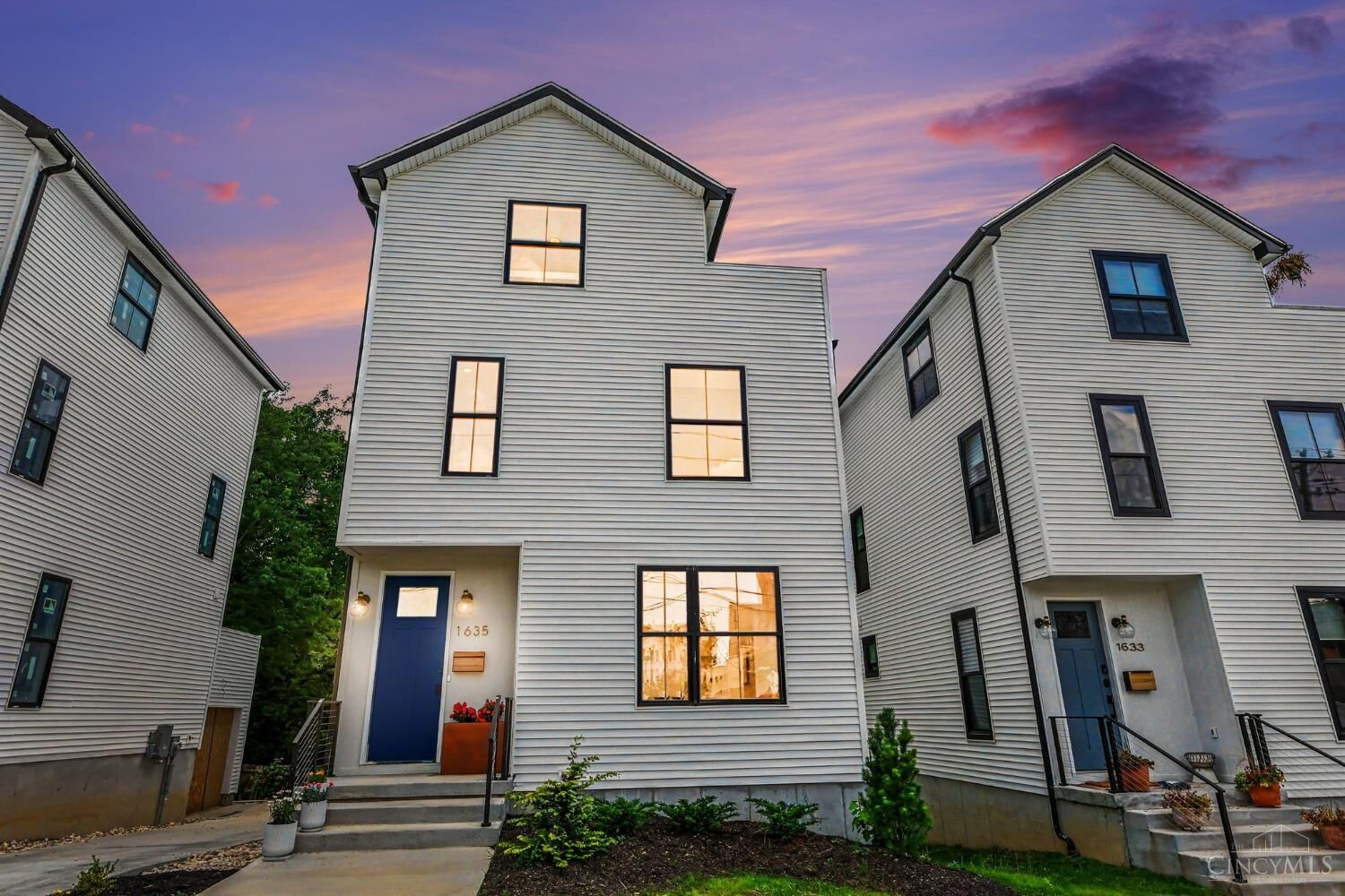 Property Photo:  1635 Clayton Street  OH 45206 