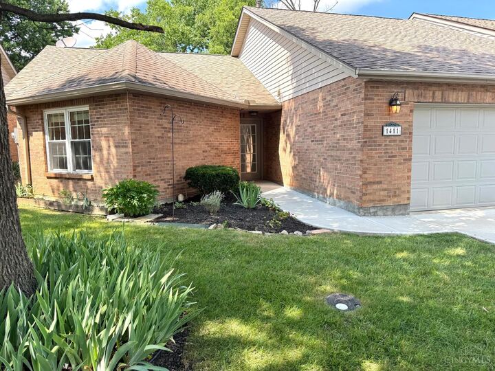 Property Photo:  1411 Garden Place  OH 45246 