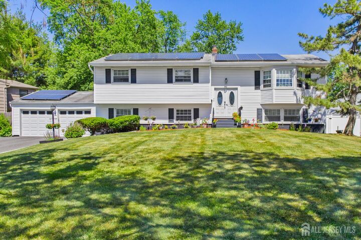Property Photo: 7 Vauxhall Road NJ 08816