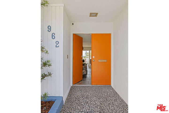 Property Photo: 962 Village Dr CA 91755