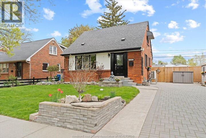 Property Photo: 1086 Villaire Avenue ON N8S 2J8