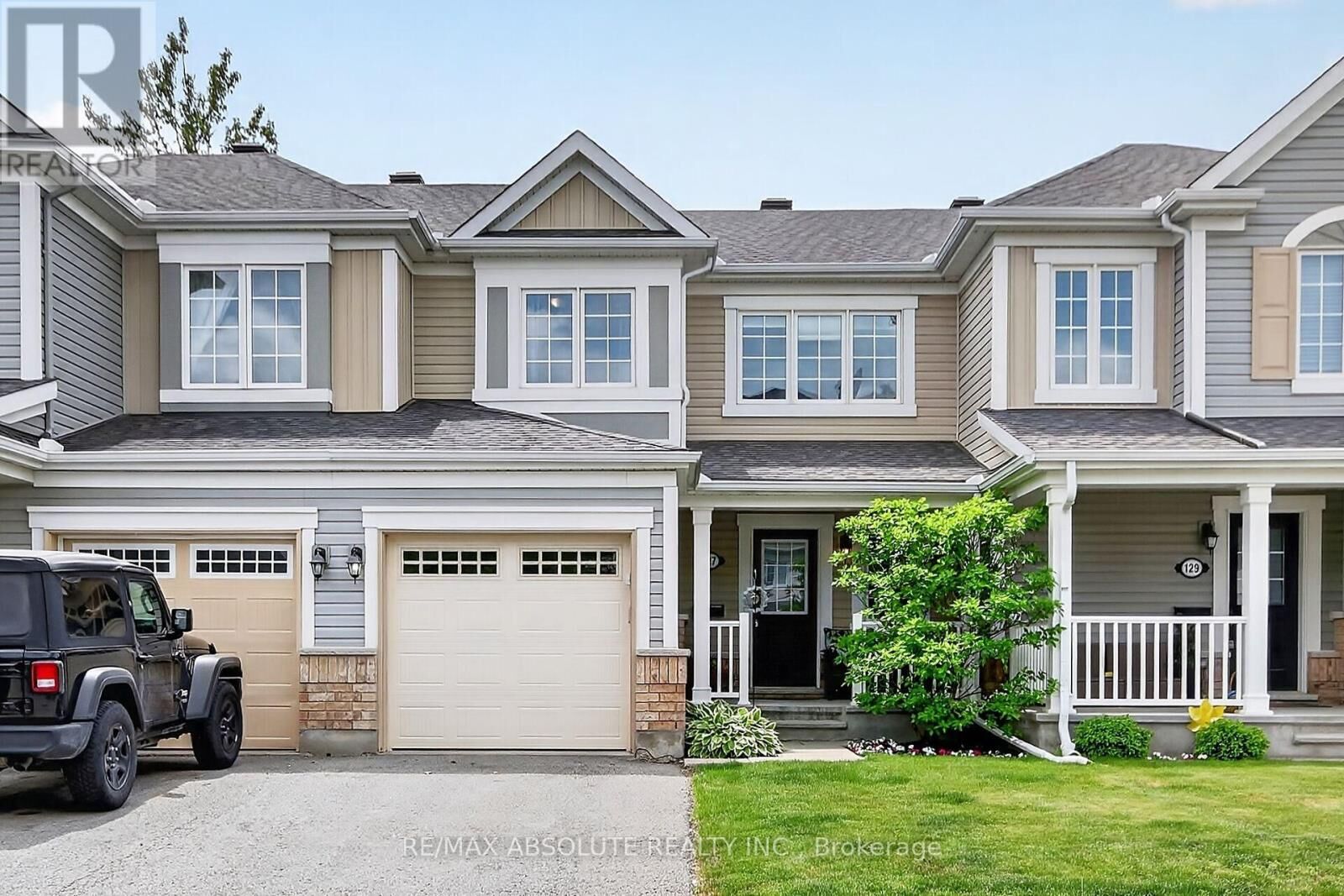 Property Photo:  127 Maestro Avenue  ON K2S 0V4 
