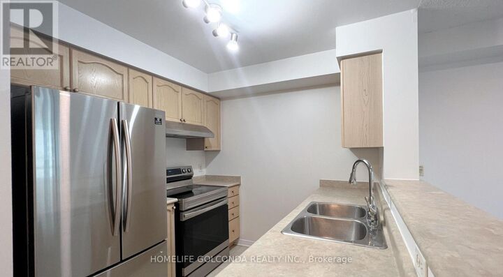 Property Photo:  26 Olive Avenue 1701  ON M2N 7G7 