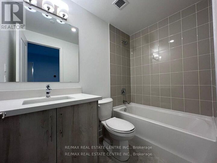 Property Photo:  575 Conklin Road 403  ON N3T 0B9 