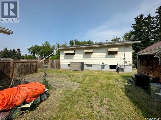 Property Photo: 237 Windsor Avenue SK S0A 1S0