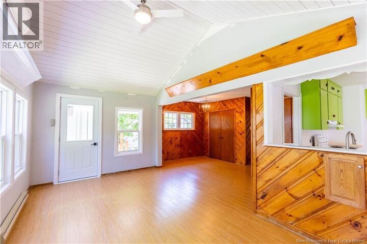 Property Photo:  21 Pleasant Street  NB E4L 4E7 