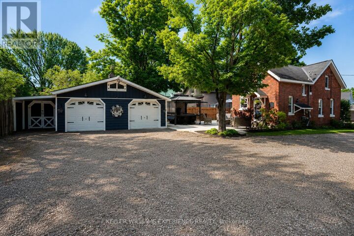 Property Photo:  15 Leonard Avenue  ON L9M 1E3 