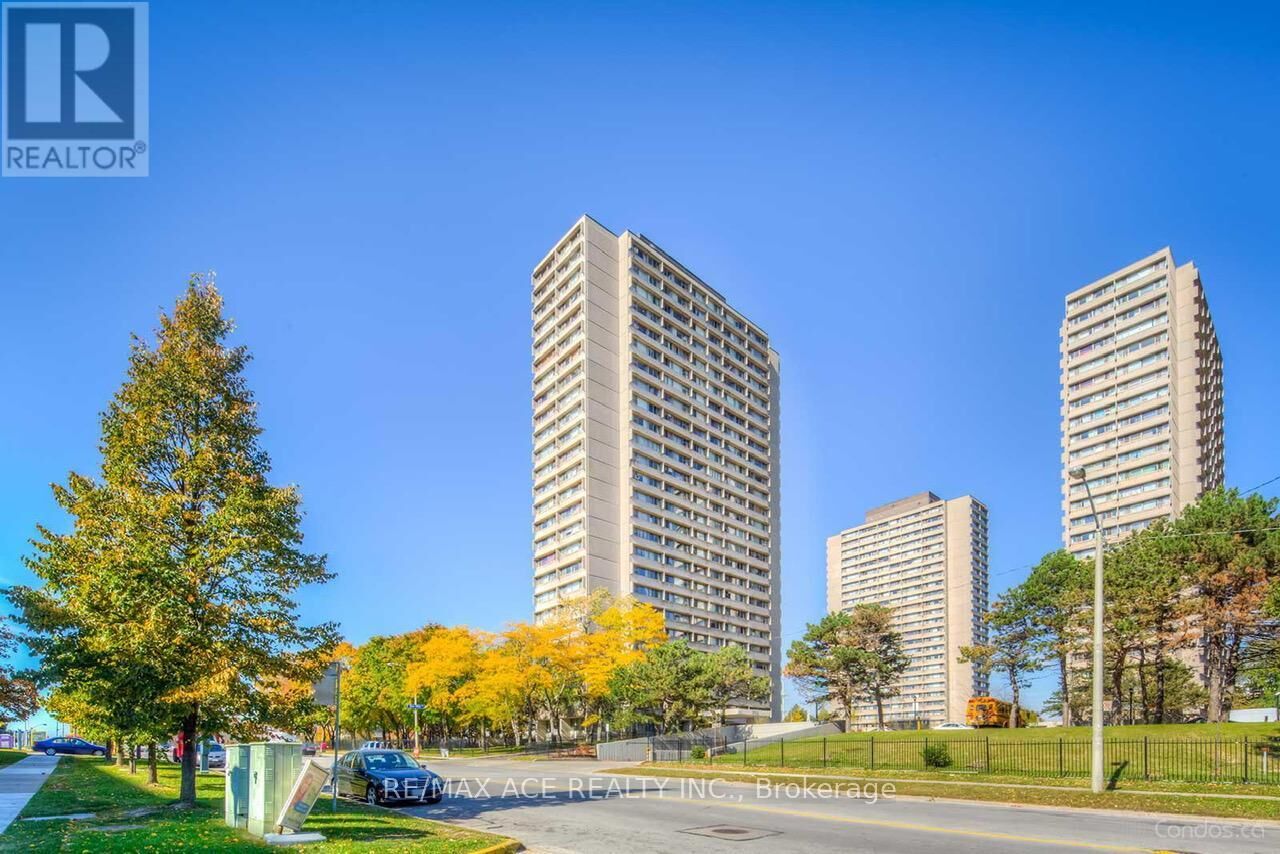 Property Photo:  715 Don Mills Road 2504  ON M3C 1S5 