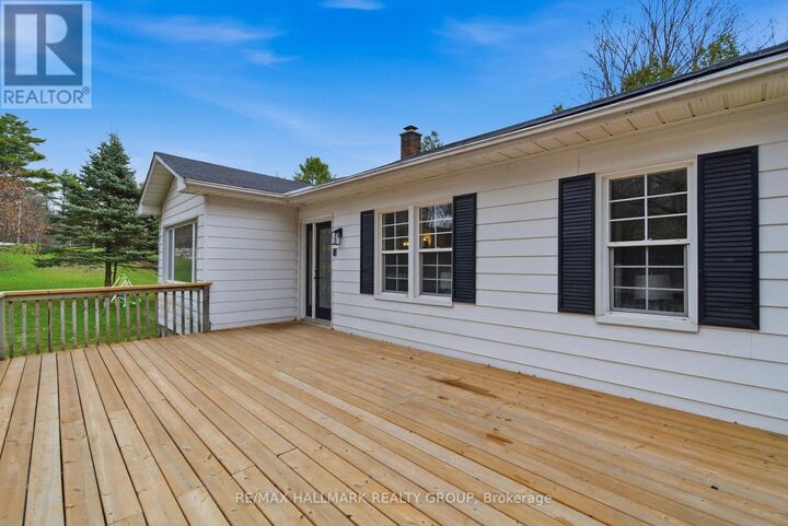 Property Photo:  17 Kenney Road  ON K0G 1E0 