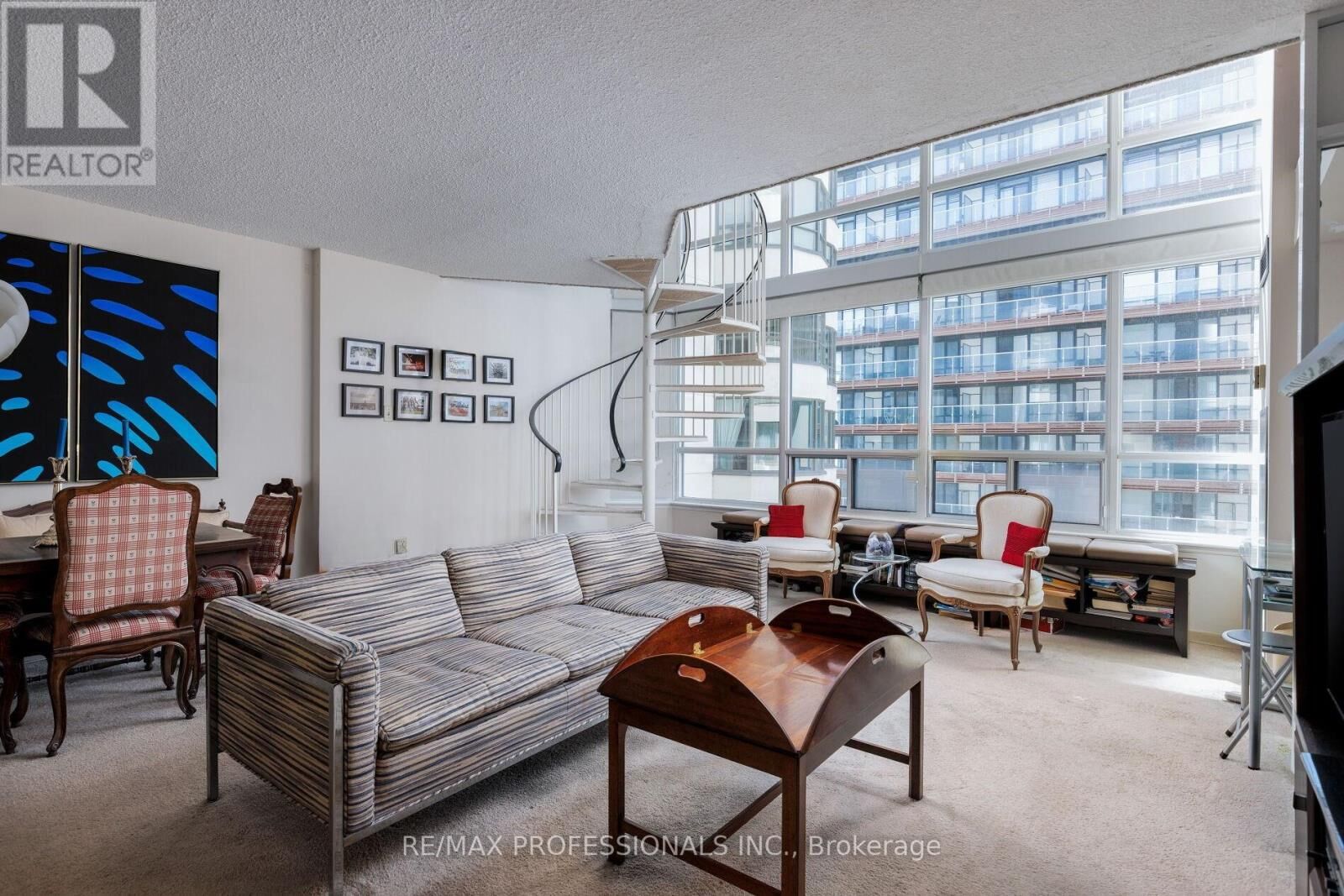 Property Photo:  25 Maitland Street 1506  ON M4Y 2W1 