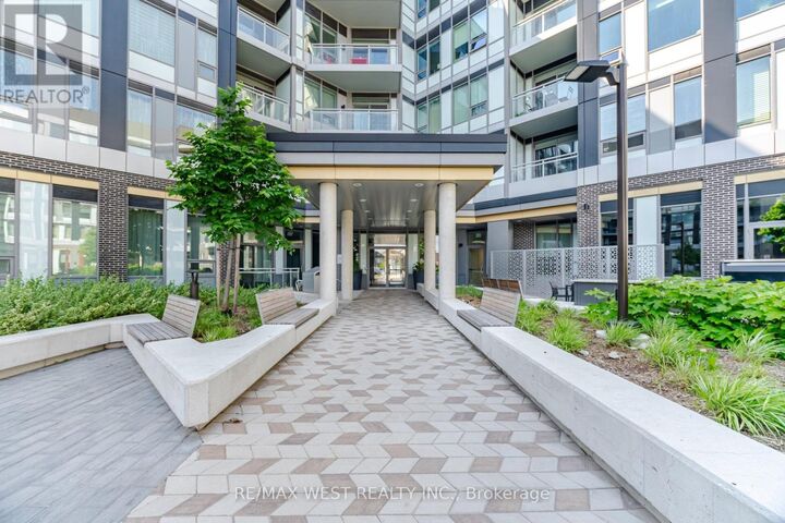 Property Photo: 2501 Saw Whet Boulevard 626 ON L6M 5N2