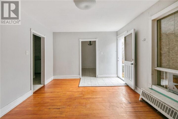Property Photo:  6 Bloor Street  ON P3C 2K2 