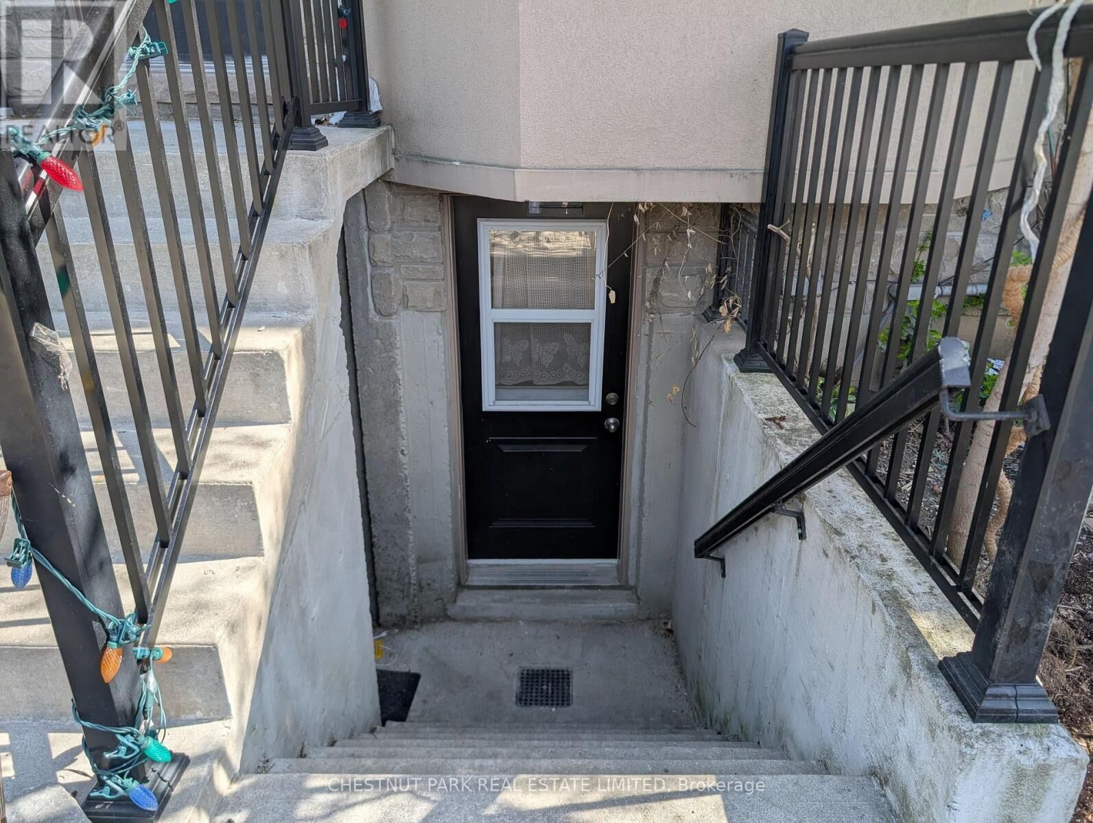 Property Photo: 2823 St Clair Avenue East Lower ON M4B 1N3
