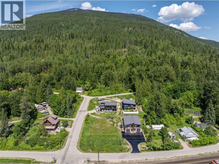 Property Photo: 98 Track Street BC V0E 2S0