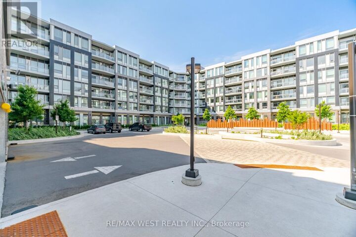 Property Photo: 2501 Saw Whet Boulevard 522 ON L6M 5N2