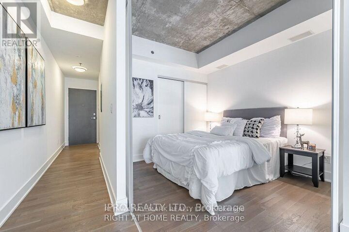 Property Photo:  630 Queen Street East 413  ON M4M 1G3 