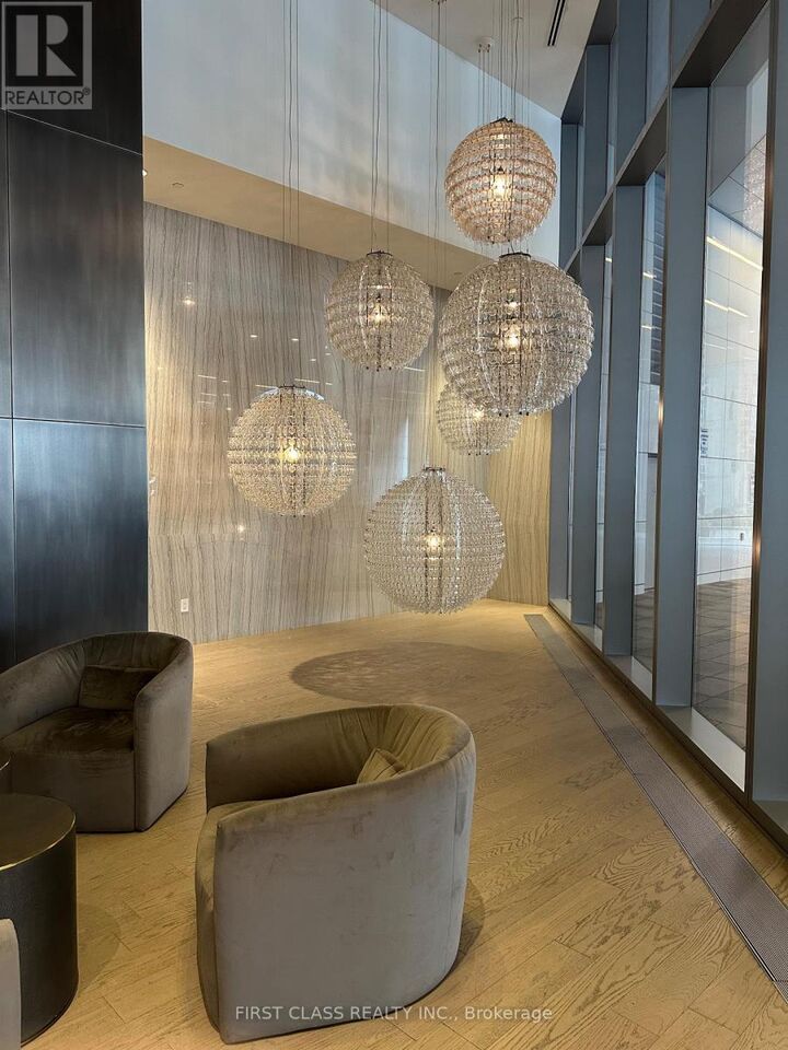 Property Photo:  100 Harbour Street 2608  ON M5J 1B7 