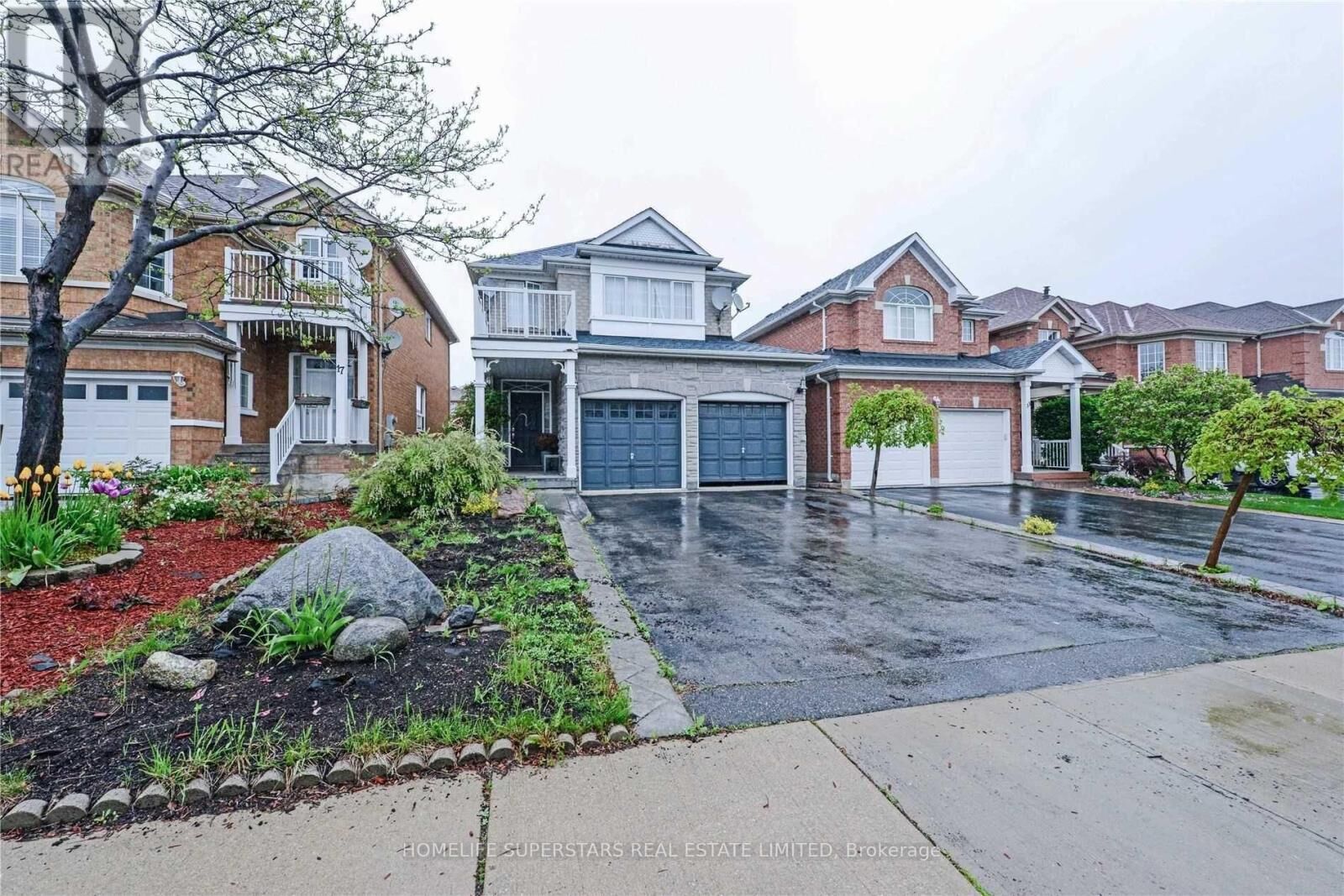Property Photo: 15 Gold Hill Road West Bsmt ON L6X 4T6