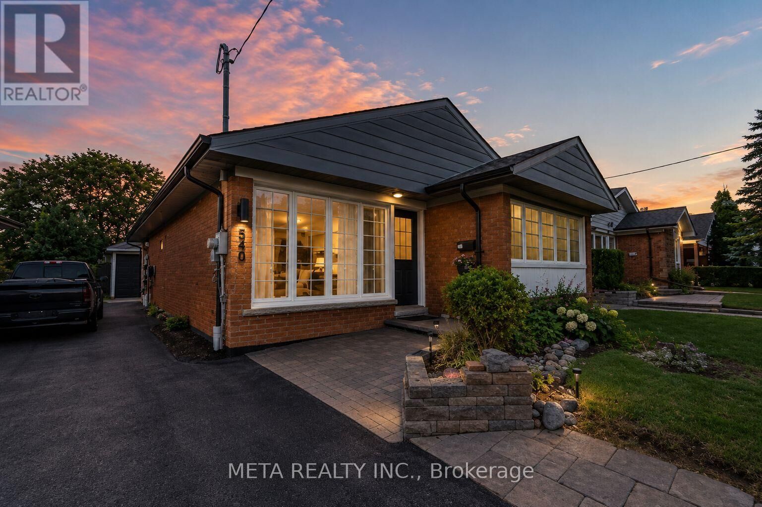 Property Photo:  540 McCowan Road Main Floor  ON M1J 1J8 