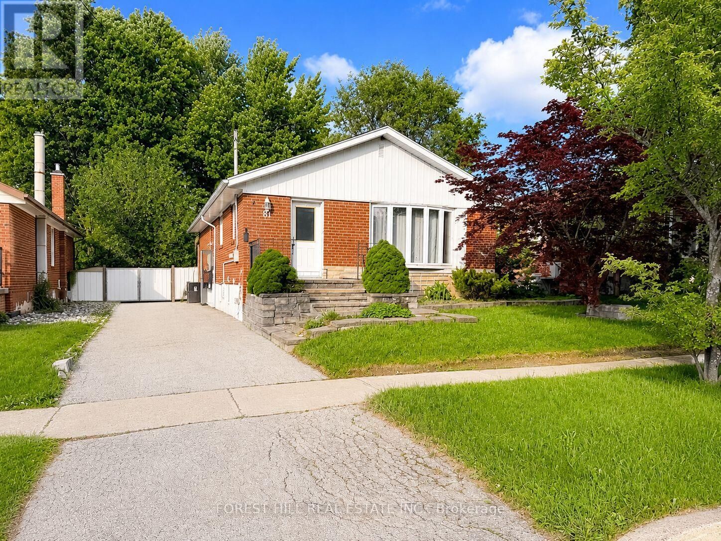 Property Photo:  81 Farmbrook Road Bsmt  ON M1J 2S6 