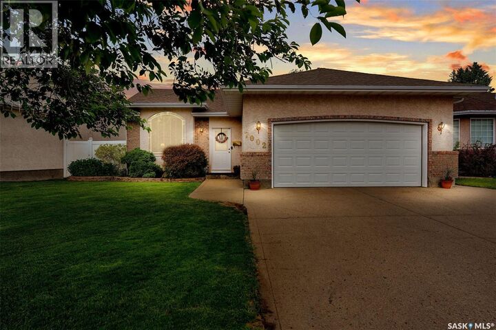 Property Photo: 7002 Maple Wood Crescent SK S4X 4J9