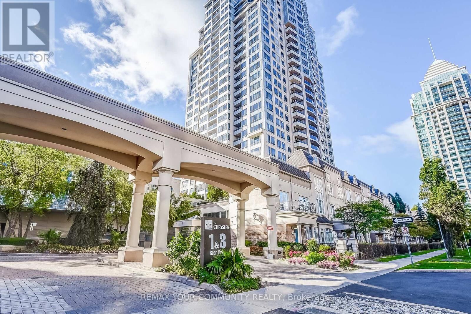 Property Photo:  1 Rean Drive 1503  ON M2K 3C1 