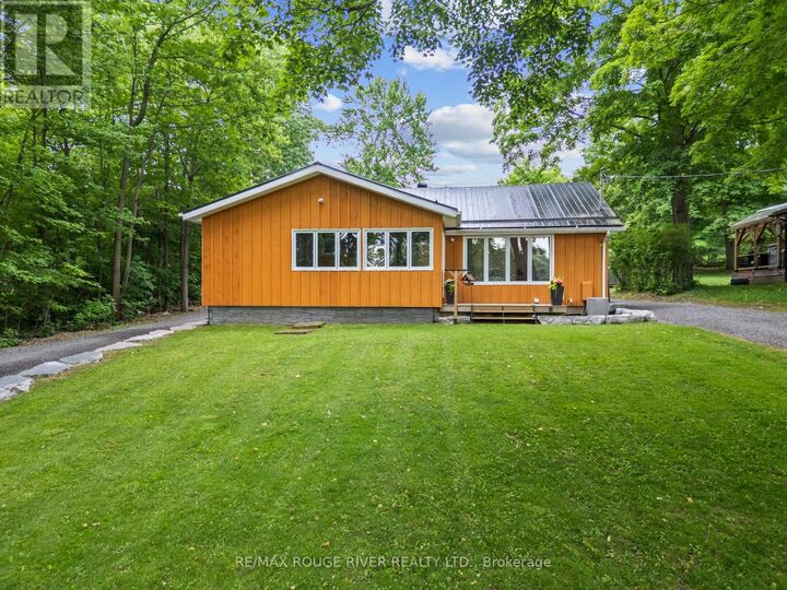 Property Photo:  7123 Poplar Drive  ON K0L 1E0 