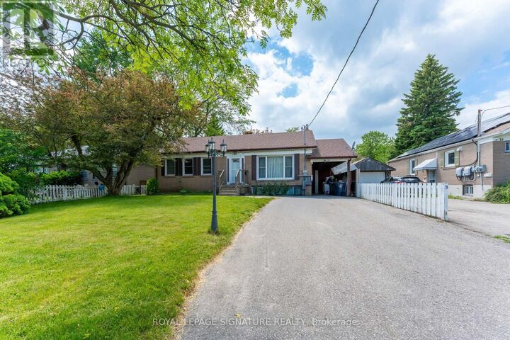 Property Photo: 14 Lawndale Road Main ON M1M 3R6