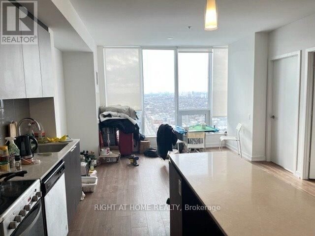 Property Photo:  203 College Street 3004  ON M5T 1P9 