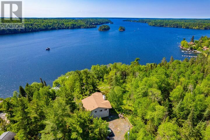 Photo de la propriété:  44 Bigstone Bay Lodge  ON P9N 3W8 