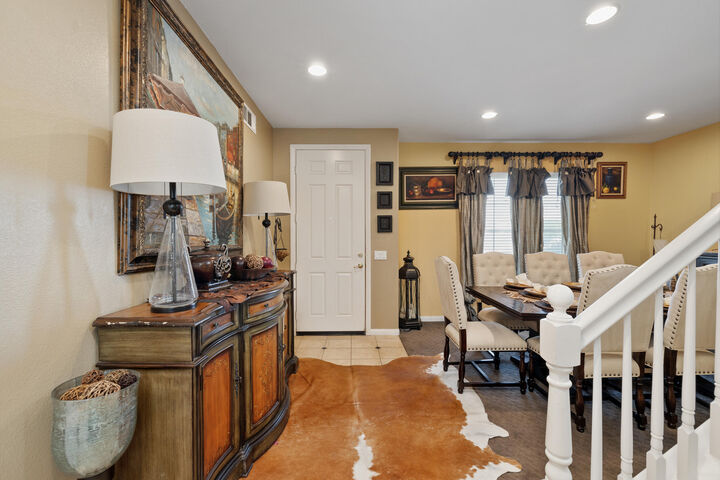 Property Photo:  42753 Della Place  CA 92203 