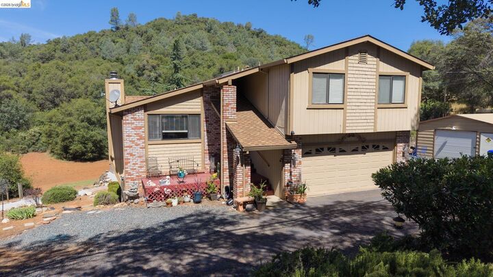Property Photo: 11858 Campo Seco Rd. CA 95370