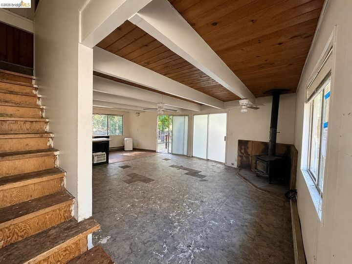 Property Photo: 22036 Crystal Falls Dr CA 95370