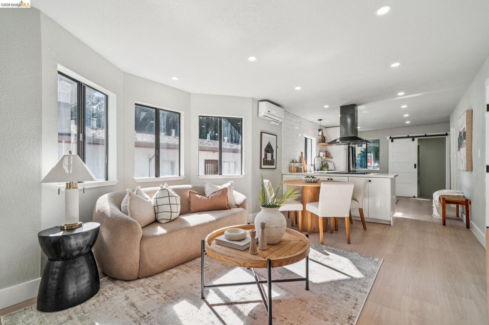 Property Photo: 3223 Courtland Ave CA 94619