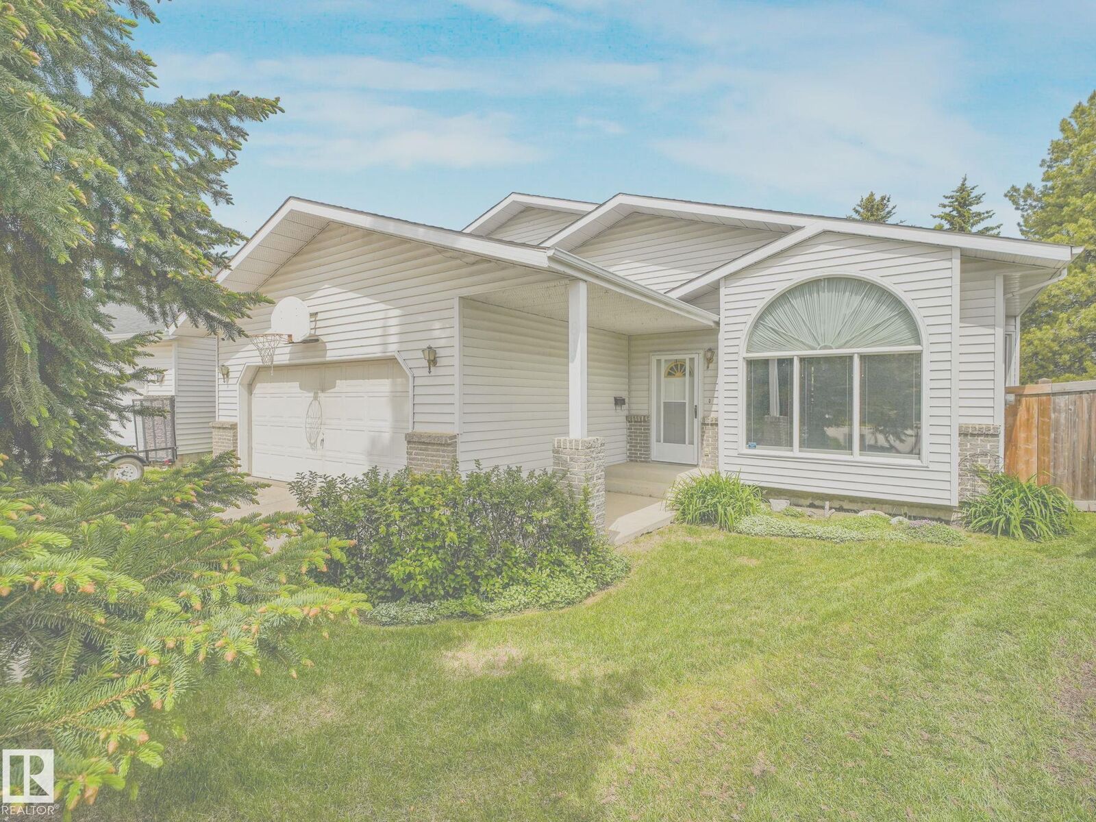 Property Photo:  8121 188A Street NW  AB T5T 5A8 